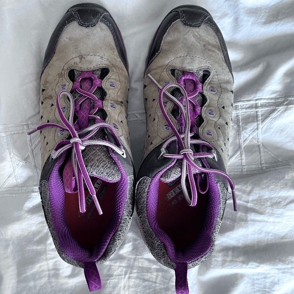 MERRELL Vibram Low Rise Tie Up Women’s Hiking Shoe Size 8.5 - Picture 2 of 4